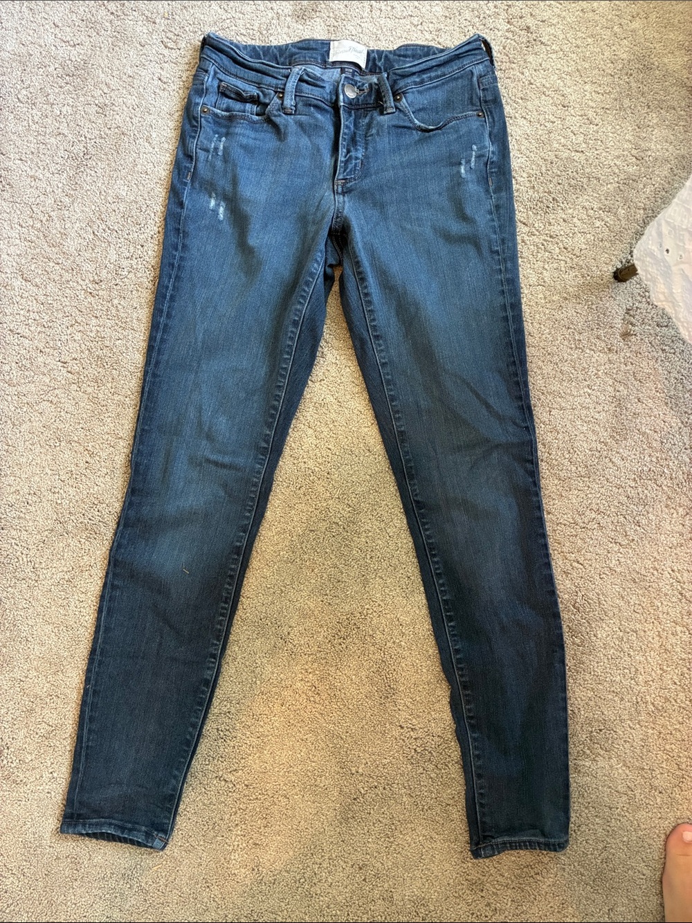 Universal Thread Women's Dark Indigo Skinny Jeans